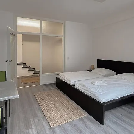 Apartment Sleepsoon